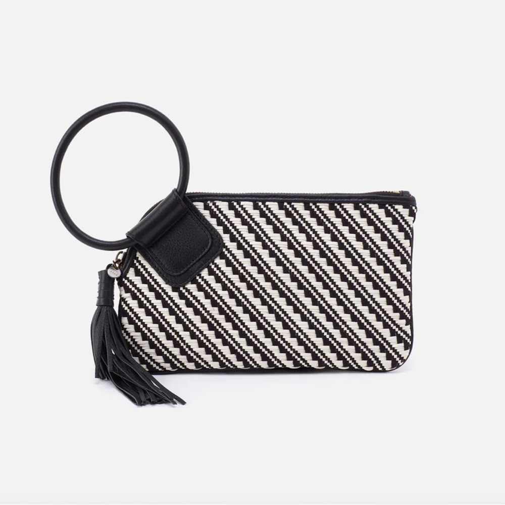 NWT Hobo Sable Black and White Weave Wristlet - Picture 1 of 9
